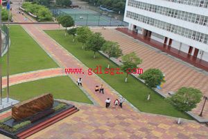 贵州省内贸学校环境