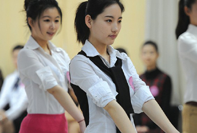成都五月花高级技工学校航空服务专业招生介绍